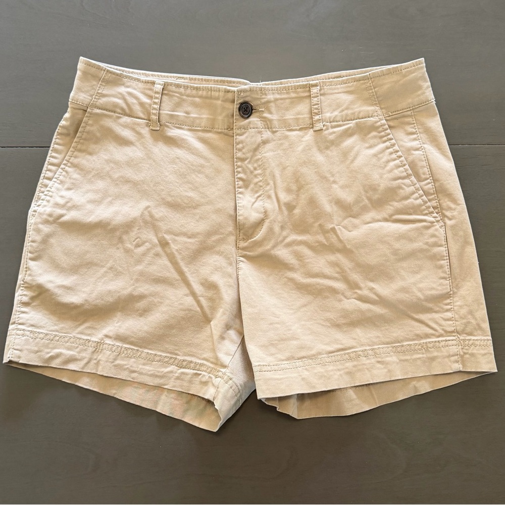 Classic Women's Khaki Shorts